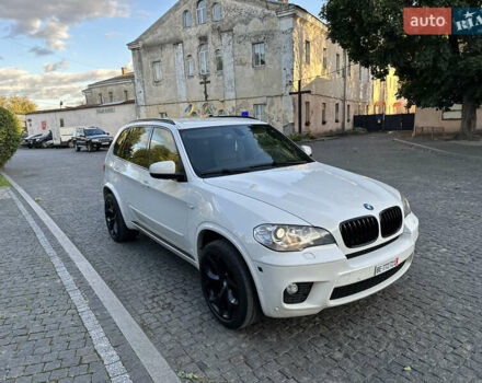 Белый БМВ Х5, объемом двигателя 3 л и пробегом 245 тыс. км за 23000 $, фото 7 на Automoto.ua