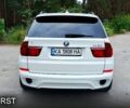 Белый БМВ Х5, объемом двигателя 3 л и пробегом 280 тыс. км за 15000 $, фото 5 на Automoto.ua