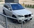 Білий БМВ Х5, об'ємом двигуна 3 л та пробігом 70 тис. км за 23900 $, фото 1 на Automoto.ua