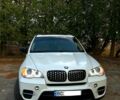 Білий БМВ Х5, об'ємом двигуна 3 л та пробігом 210 тис. км за 13999 $, фото 1 на Automoto.ua
