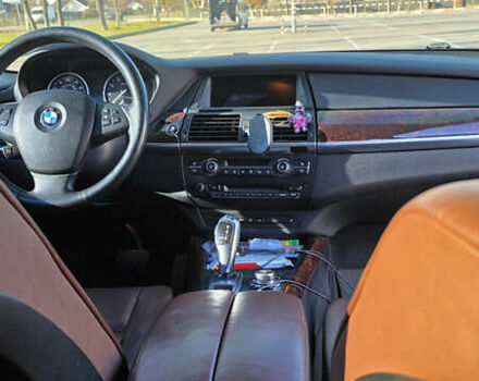 Белый БМВ Х5, объемом двигателя 2.98 л и пробегом 270 тыс. км за 14500 $, фото 8 на Automoto.ua