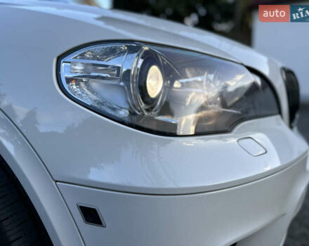 Белый БМВ Х5, объемом двигателя 3 л и пробегом 245 тыс. км за 23000 $, фото 22 на Automoto.ua