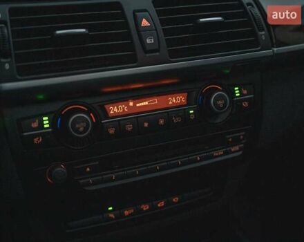 Білий БМВ Х5, об'ємом двигуна 3 л та пробігом 204 тис. км за 18999 $, фото 50 на Automoto.ua