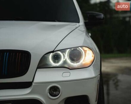 Білий БМВ Х5, об'ємом двигуна 3 л та пробігом 204 тис. км за 18999 $, фото 2 на Automoto.ua