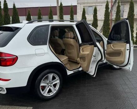 Білий БМВ Х5, об'ємом двигуна 3 л та пробігом 238 тис. км за 15500 $, фото 13 на Automoto.ua