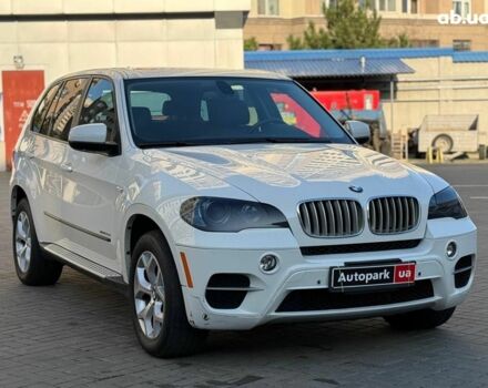 Белый БМВ Х5, объемом двигателя 3 л и пробегом 155 тыс. км за 19440 $, фото 2 на Automoto.ua