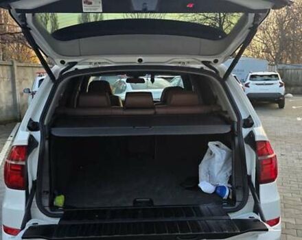 Белый БМВ Х5, объемом двигателя 2.98 л и пробегом 175 тыс. км за 16500 $, фото 9 на Automoto.ua