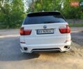 Белый БМВ Х5, объемом двигателя 3 л и пробегом 238 тыс. км за 18999 $, фото 9 на Automoto.ua