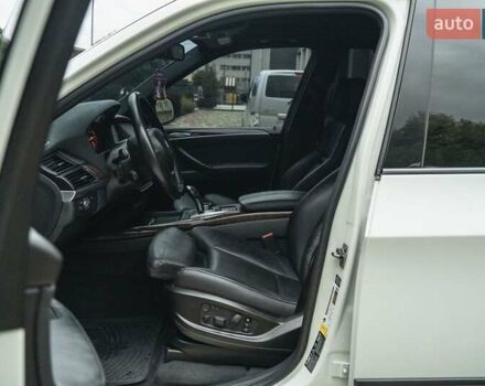 Білий БМВ Х5, об'ємом двигуна 3 л та пробігом 204 тис. км за 18999 $, фото 38 на Automoto.ua