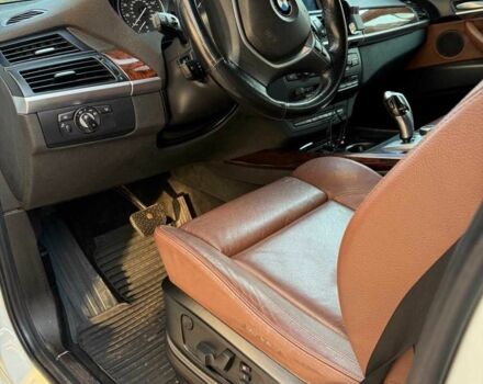 Білий БМВ Х5, об'ємом двигуна 3 л та пробігом 187 тис. км за 12500 $, фото 4 на Automoto.ua
