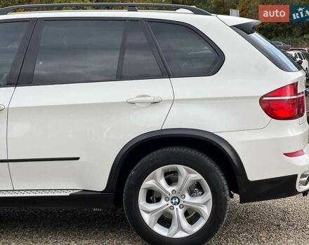 Белый БМВ Х5, объемом двигателя 3 л и пробегом 223 тыс. км за 15800 $, фото 11 на Automoto.ua