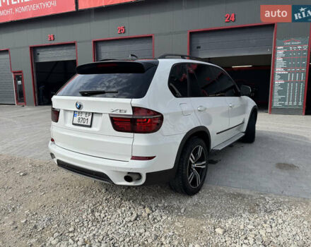 БМВ Х5 2011 в Тернополе на Automoto.ua Белый БМВ Х5, объемом двигателя 2.99 л и пробегом 252 тыс. км за 18200 $, фото 6 на Automoto.ua