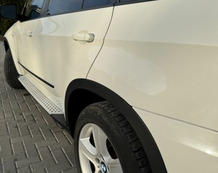 Белый БМВ Х5, объемом двигателя 3 л и пробегом 204 тыс. км за 19500 $, фото 3 на Automoto.ua