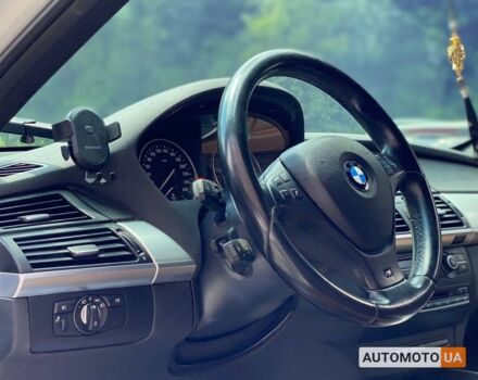 Белый БМВ Х5, объемом двигателя 3 л и пробегом 306 тыс. км за 19600 $, фото 9 на Automoto.ua