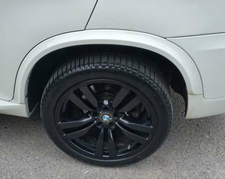 Белый БМВ Х5, объемом двигателя 3.5 л и пробегом 280 тыс. км за 15500 $, фото 4 на Automoto.ua