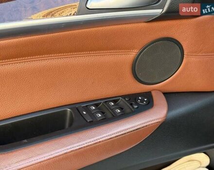 Белый БМВ Х5, объемом двигателя 3 л и пробегом 155 тыс. км за 19440 $, фото 9 на Automoto.ua