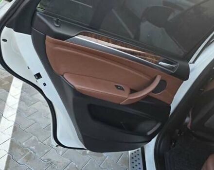 Белый БМВ Х5, объемом двигателя 2.98 л и пробегом 175 тыс. км за 16500 $, фото 13 на Automoto.ua