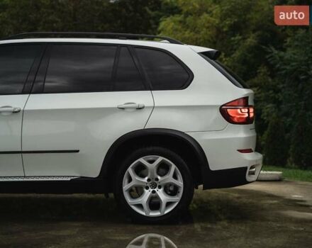 Білий БМВ Х5, об'ємом двигуна 3 л та пробігом 204 тис. км за 18999 $, фото 20 на Automoto.ua