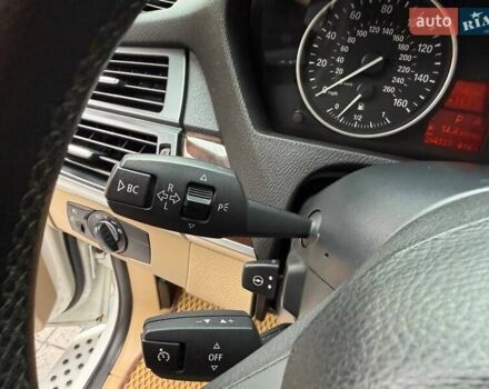 БМВ Х5 2011 в Киеве на Automoto.ua Белый БМВ Х5, объемом двигателя 2.98 л и пробегом 265 тыс. км за 15990 $, фото 18 на Automoto.ua