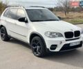 Белый БМВ Х5, объемом двигателя 3 л и пробегом 230 тыс. км за 17200 $, фото 4 на Automoto.ua