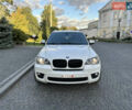 Белый БМВ Х5, объемом двигателя 3 л и пробегом 245 тыс. км за 23000 $, фото 2 на Automoto.ua