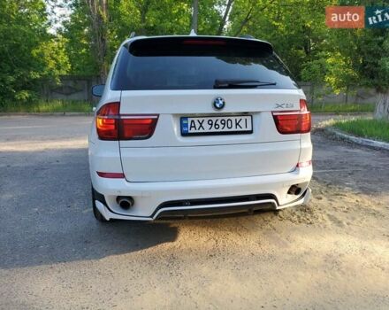 Белый БМВ Х5, объемом двигателя 3 л и пробегом 238 тыс. км за 18999 $, фото 3 на Automoto.ua