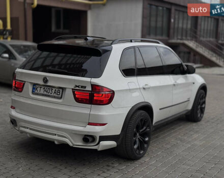 Білий БМВ Х5, об'ємом двигуна 2.99 л та пробігом 360 тис. км за 19900 $, фото 3 на Automoto.ua