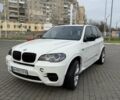 Белый БМВ Х5, объемом двигателя 3 л и пробегом 222 тыс. км за 19200 $, фото 1 на Automoto.ua