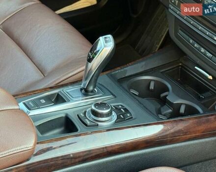 Белый БМВ Х5, объемом двигателя 3 л и пробегом 155 тыс. км за 19440 $, фото 21 на Automoto.ua