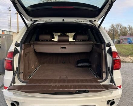 Белый БМВ Х5, объемом двигателя 3 л и пробегом 204 тыс. км за 19500 $, фото 20 на Automoto.ua