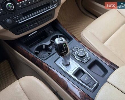 БМВ Х5 2011 в Киеве на Automoto.ua Белый БМВ Х5, объемом двигателя 2.98 л и пробегом 265 тыс. км за 15990 $, фото 26 на Automoto.ua