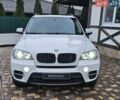 Белый БМВ Х5, объемом двигателя 2.98 л и пробегом 292 тыс. км за 12000 $, фото 1 на Automoto.ua