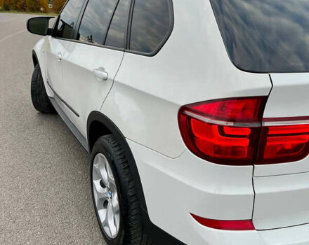 Белый БМВ Х5, объемом двигателя 2.99 л и пробегом 307 тыс. км за 15900 $, фото 6 на Automoto.ua