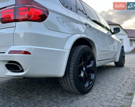 Белый БМВ Х5, объемом двигателя 3 л и пробегом 245 тыс. км за 23000 $, фото 21 на Automoto.ua