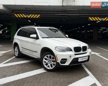 БМВ Х5 2011 в Киеве на Automoto.ua Белый БМВ Х5, объемом двигателя 2.98 л и пробегом 265 тыс. км за 15990 $, фото 2 на Automoto.ua