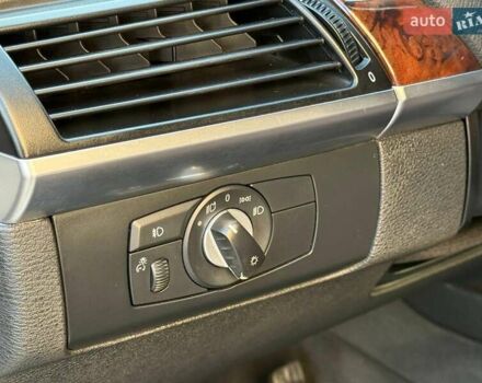 Белый БМВ Х5, объемом двигателя 3 л и пробегом 155 тыс. км за 19440 $, фото 11 на Automoto.ua