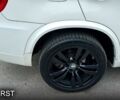 Белый БМВ Х5, объемом двигателя 3 л и пробегом 280 тыс. км за 15000 $, фото 8 на Automoto.ua