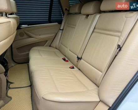 Белый БМВ Х5, объемом двигателя 2.98 л и пробегом 265 тыс. км за 14990 $, фото 11 на Automoto.ua