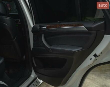 Білий БМВ Х5, об'ємом двигуна 2.99 л та пробігом 202 тис. км за 21500 $, фото 36 на Automoto.ua