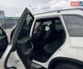 Белый БМВ Х5, объемом двигателя 3 л и пробегом 198 тыс. км за 17800 $, фото 16 на Automoto.ua