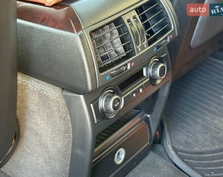 Белый БМВ Х5, объемом двигателя 3 л и пробегом 155 тыс. км за 19440 $, фото 16 на Automoto.ua