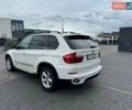 Белый БМВ Х5, объемом двигателя 3 л и пробегом 198 тыс. км за 17800 $, фото 5 на Automoto.ua