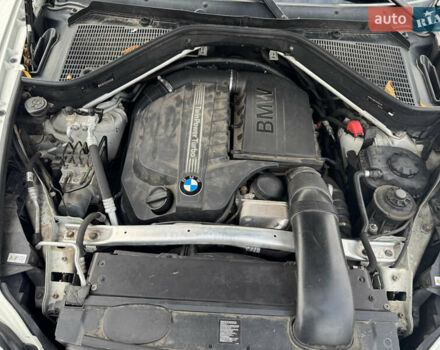 Білий БМВ Х5, об'ємом двигуна 2.98 л та пробігом 270 тис. км за 12900 $, фото 12 на Automoto.ua