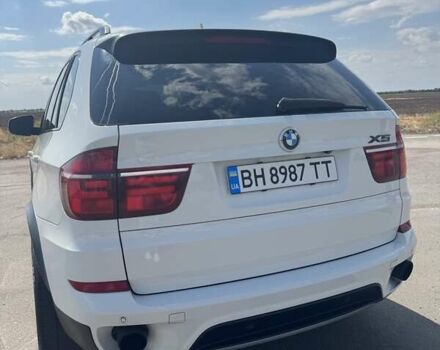 Белый БМВ Х5, объемом двигателя 3.5 л и пробегом 245 тыс. км за 17000 $, фото 5 на Automoto.ua