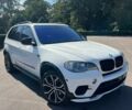 Белый БМВ Х5, объемом двигателя 2.99 л и пробегом 291 тыс. км за 17500 $, фото 1 на Automoto.ua