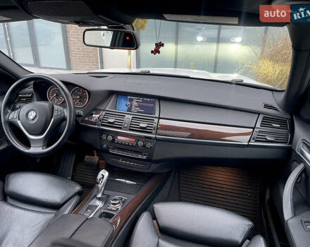 Белый БМВ Х5, объемом двигателя 2.99 л и пробегом 270 тыс. км за 19200 $, фото 28 на Automoto.ua