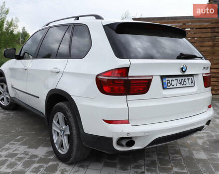 Белый БМВ Х5, объемом двигателя 3 л и пробегом 244 тыс. км за 17500 $, фото 5 на Automoto.ua