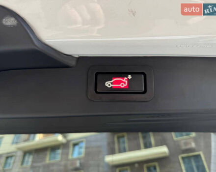 Білий БМВ Х5, об'ємом двигуна 3 л та пробігом 200 тис. км за 13900 $, фото 22 на Automoto.ua