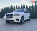 Белый БМВ Х5, объемом двигателя 3 л и пробегом 234 тыс. км за 15800 $, фото 58 на Automoto.ua