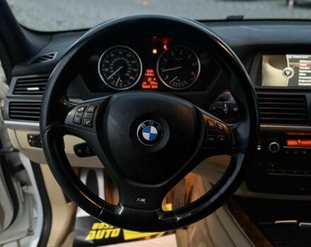 Белый БМВ Х5, объемом двигателя 3 л и пробегом 325 тыс. км за 13700 $, фото 11 на Automoto.ua